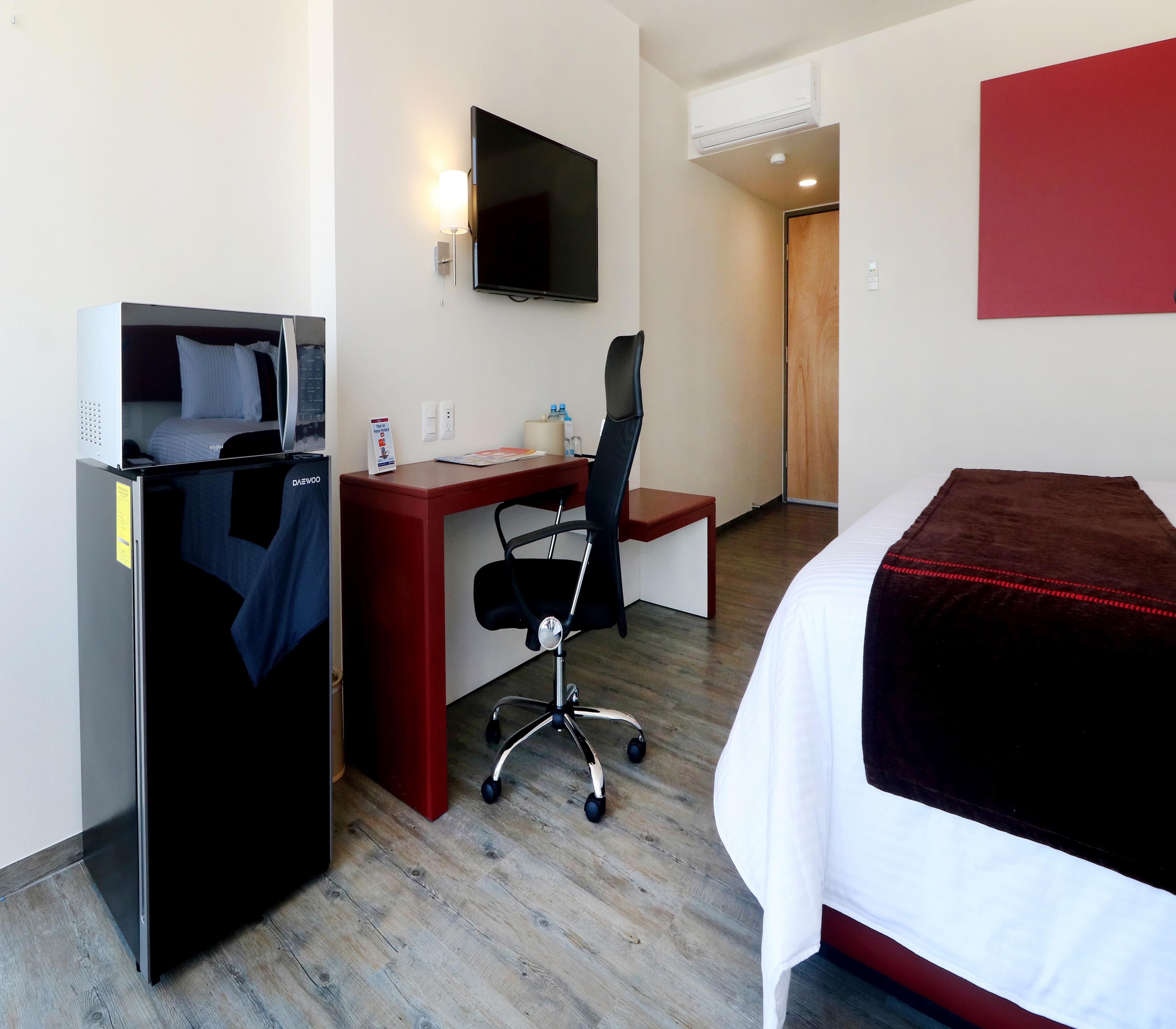 Mision Express Queretaro Hotel Eksteriør billede