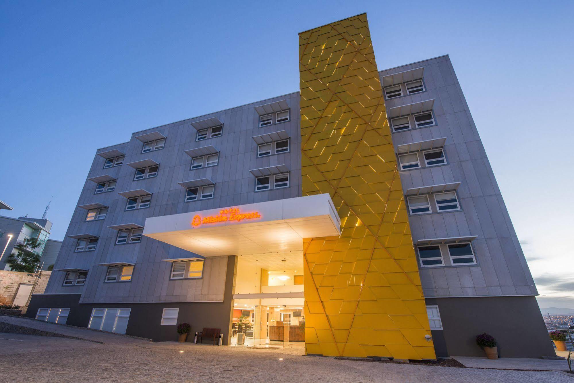 Mision Express Queretaro Hotel Eksteriør billede